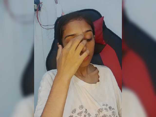AlinaPopy live cam on BongaCams