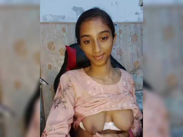 AlinaPopy live webcam show