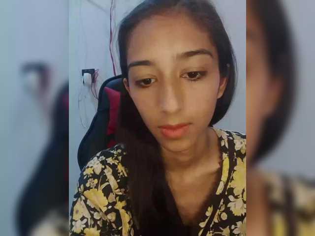 AlinaPopy live cam on BongaCams