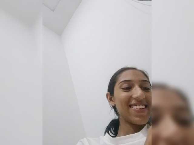 AlinaPopy live cam on BongaCams