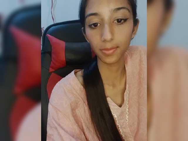 AlinaPopy live cam on BongaCams