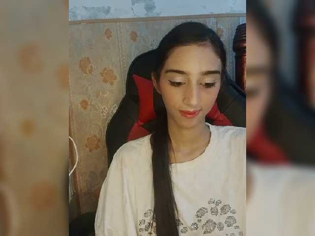 AlinaPopy live cam on BongaCams
