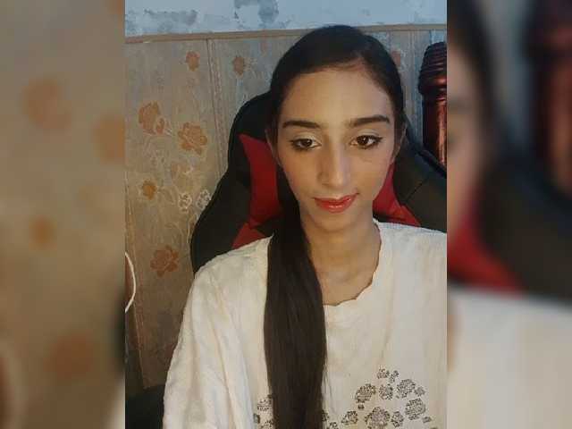 AlinaPopy live cam on BongaCams