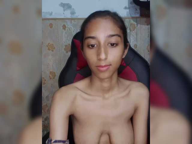 AlinaPopy live cam on BongaCams