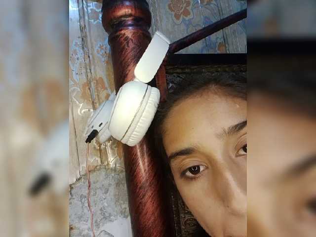 AlinaPopy live cam on BongaCams