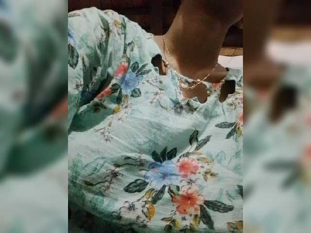 AlinaPopy's BongaCams show and profile