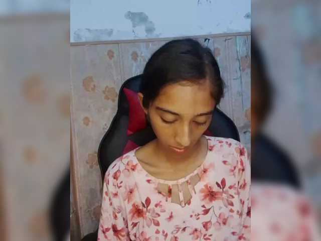 AlinaPopy live webcam show