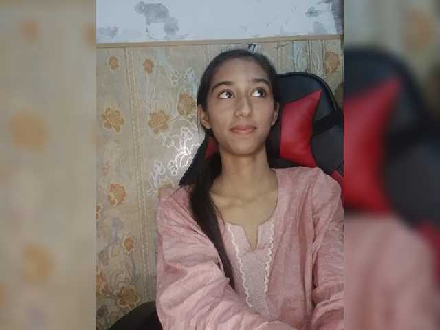 AlinaPopy live cam on BongaCams
