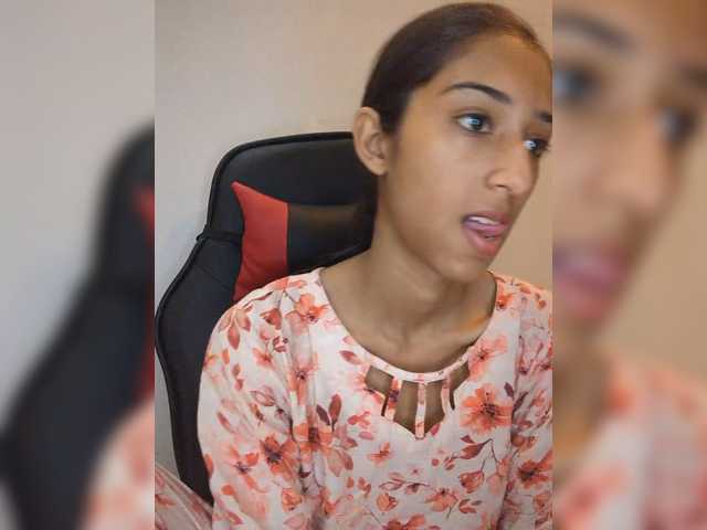 AlinaPopy live cam on BongaCams