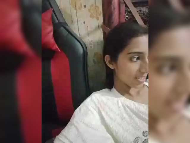 AlinaPopy live cam on BongaCams