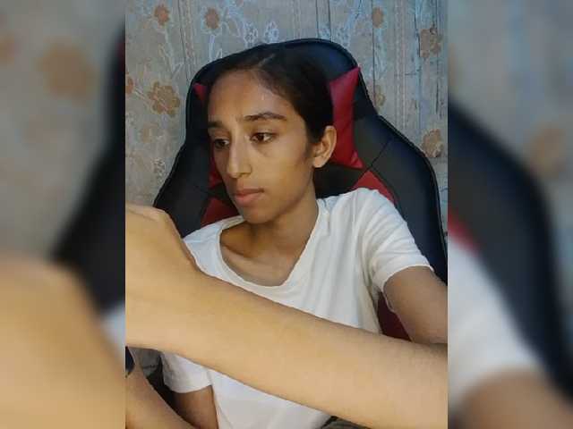 AlinaPopy live cam on BongaCams