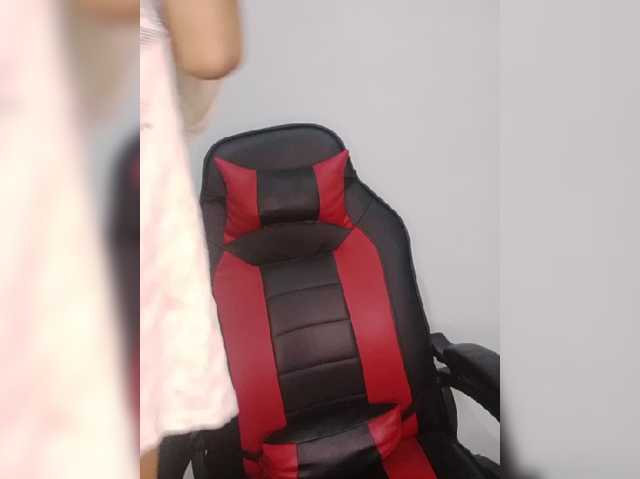 AlinaPopy live cam on BongaCams