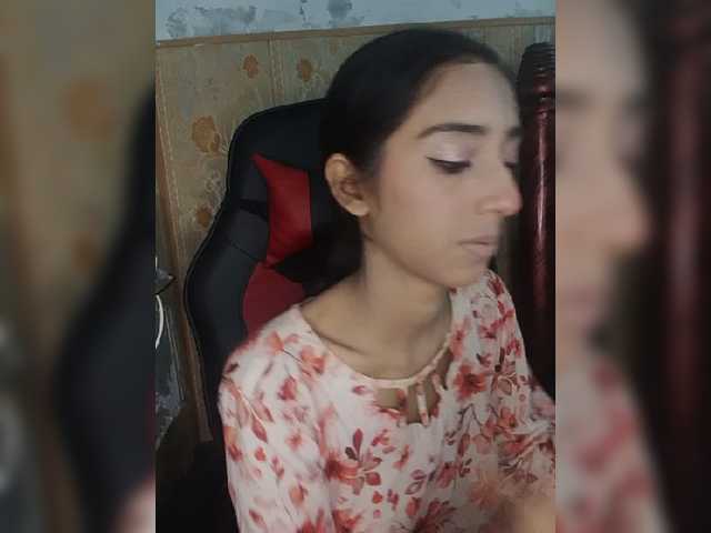 AlinaPopy live cam on BongaCams