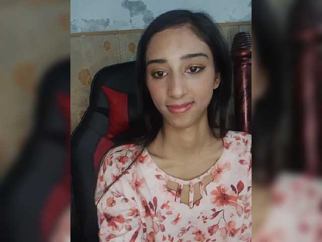 AlinaPopy live cam on BongaCams