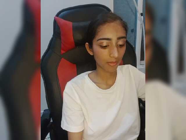 AlinaPopy live cam on BongaCams