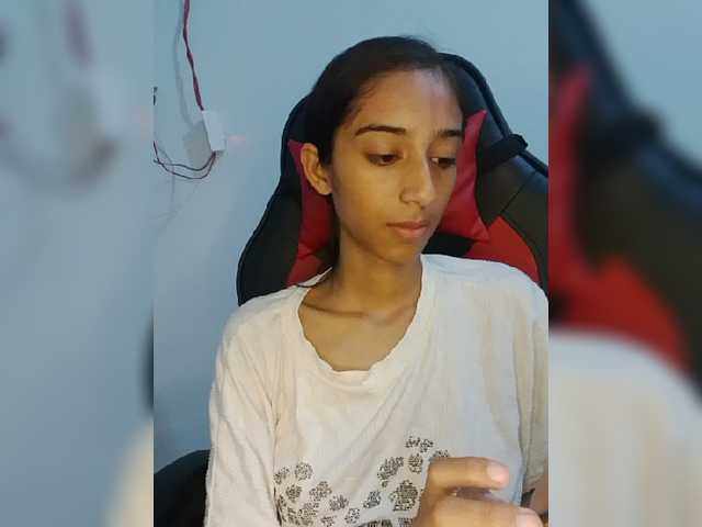 AlinaPopy live cam on BongaCams