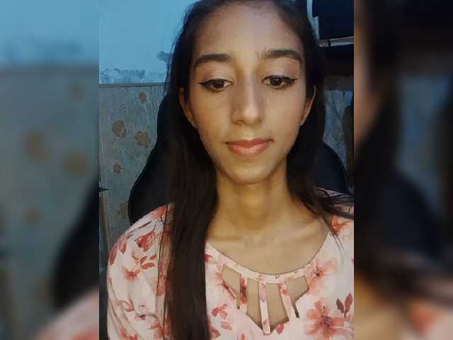 AlinaPopy live cam on BongaCams
