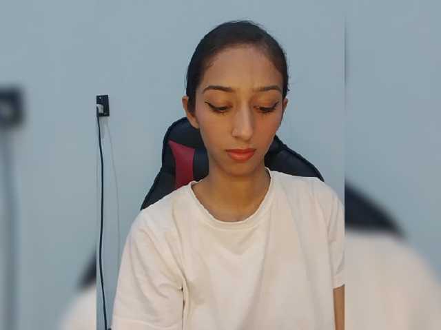 AlinaPopy live cam on BongaCams