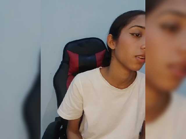 AlinaPopy live cam on BongaCams