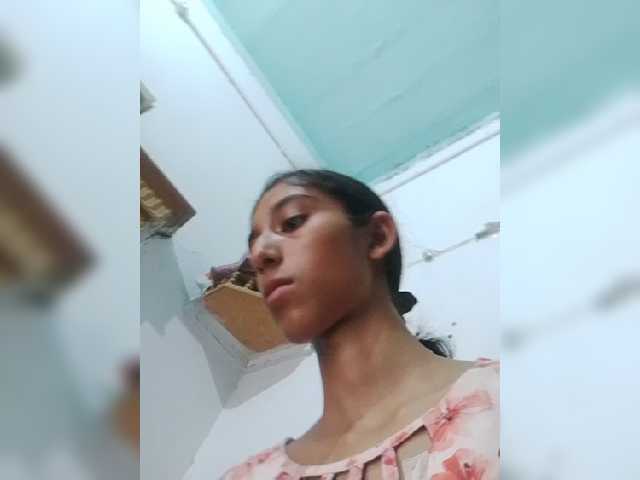 AlinaPopy live cam on BongaCams