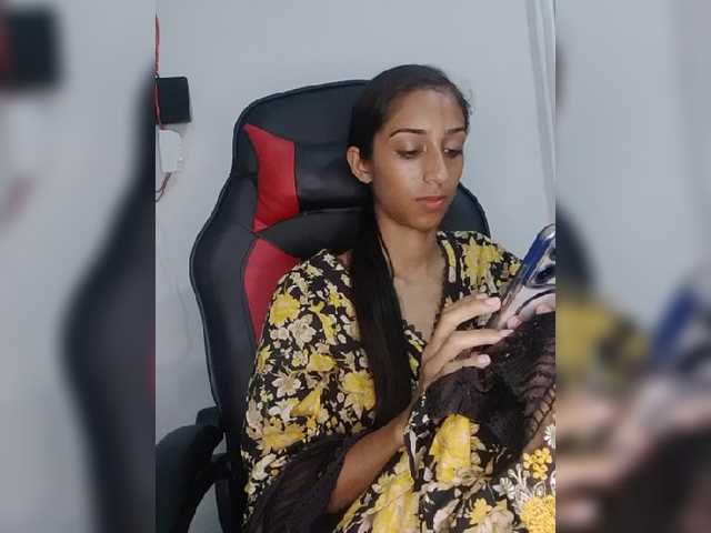 AlinaPopy live cam on BongaCams