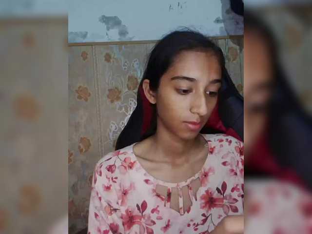 AlinaPopy live cam on BongaCams