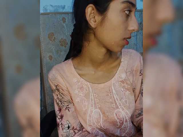 AlinaPopy live cam on BongaCams
