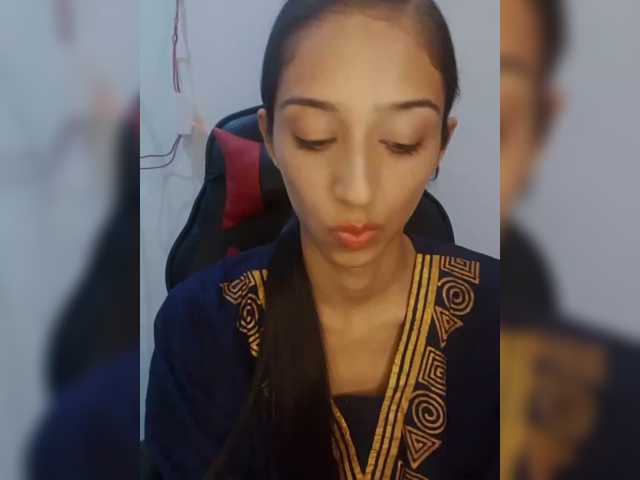 AlinaPopy live cam on BongaCams