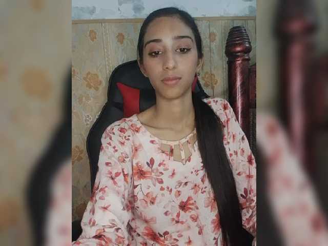 AlinaPopy live cam on BongaCams