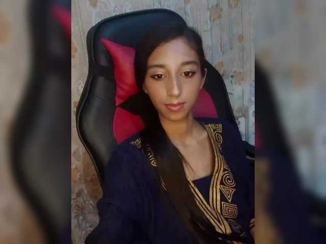 AlinaPopy live cam on BongaCams