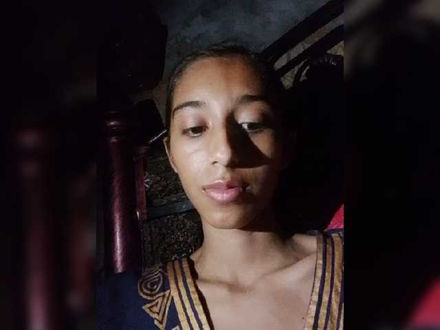 AlinaPopy live cam on BongaCams