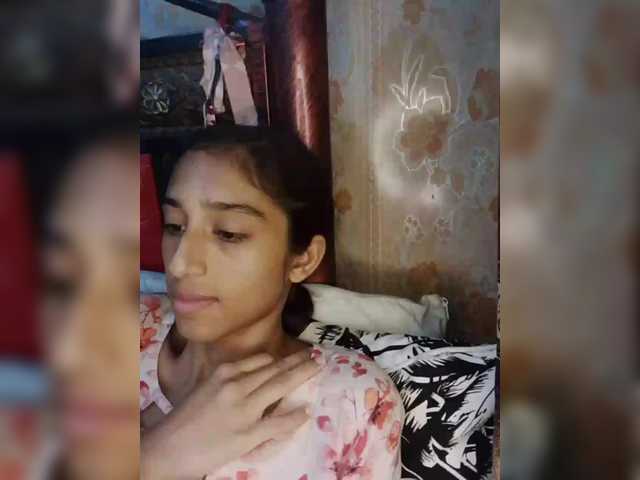 AlinaPopy live cam on BongaCams