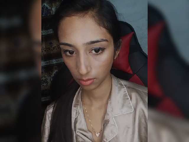 AlinaPopy's BongaCams show and profile