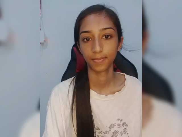 AlinaPopy live cam on BongaCams
