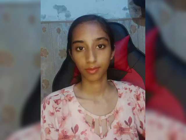 AlinaPopy live cam on BongaCams
