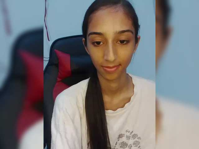 AlinaPopy live cam on BongaCams