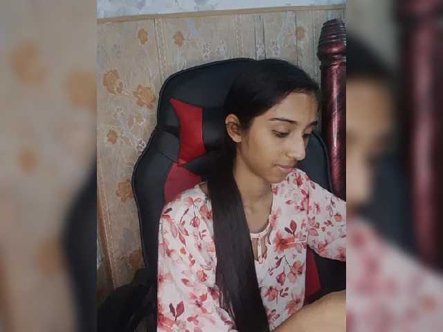 AlinaPopy live cam on BongaCams