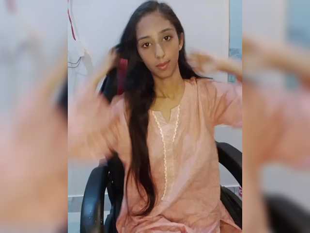 AlinaPopy live cam on BongaCams
