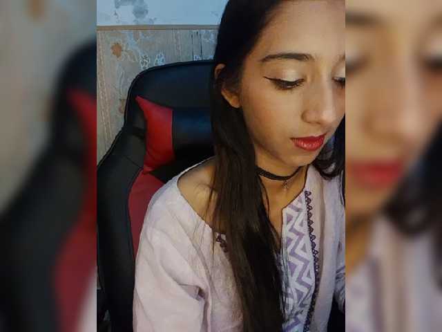 AlinaPopy live cam on BongaCams