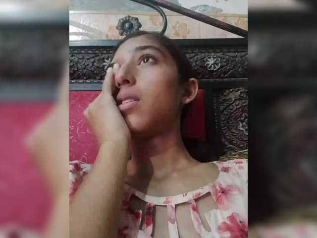AlinaPopy live cam on BongaCams