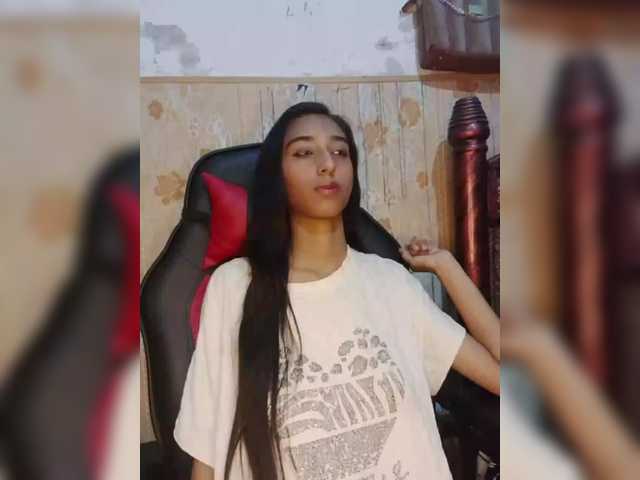 AlinaPopy live cam on BongaCams