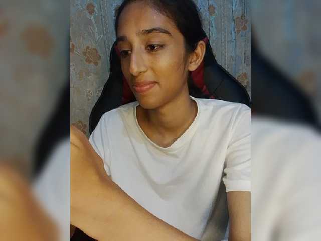 AlinaPopy live webcam show