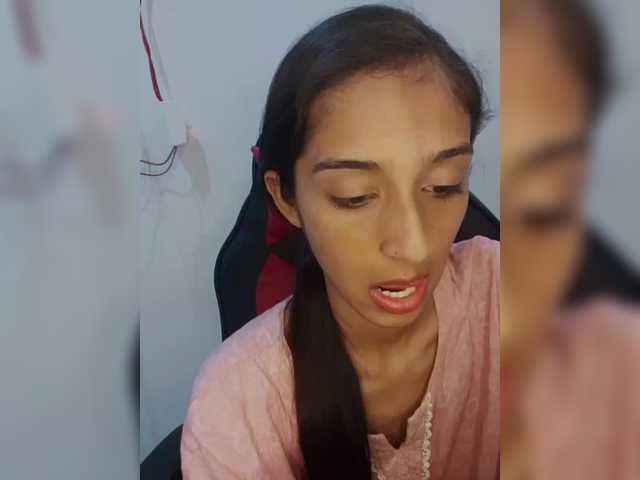 AlinaPopy live cam on BongaCams