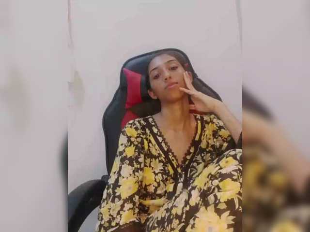 AlinaPopy live cam on BongaCams