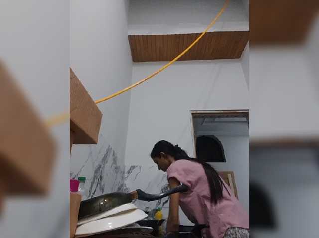 AlinaPopy live cam on BongaCams