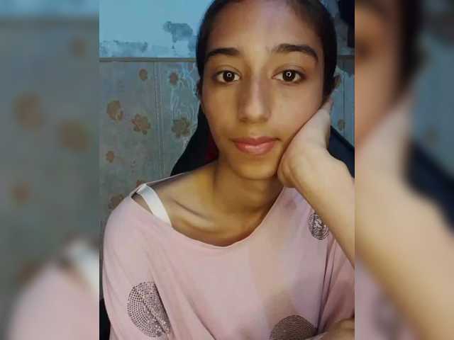 AlinaPopy live cam on BongaCams