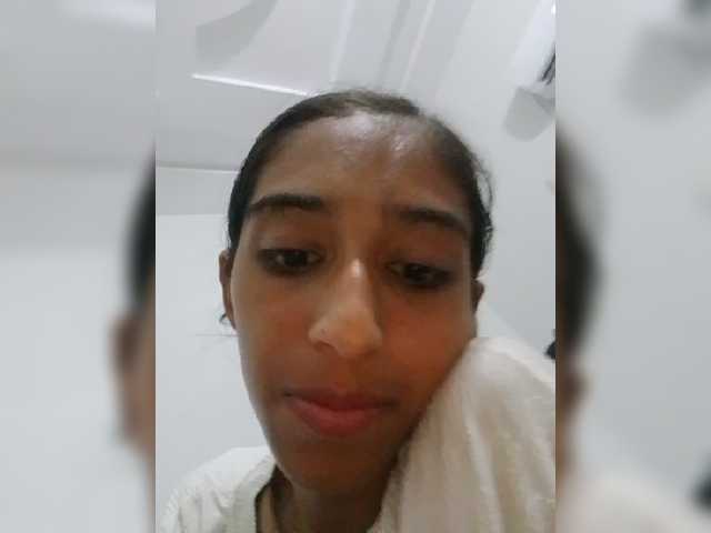 AlinaPopy live cam on BongaCams