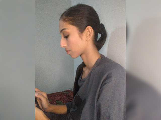 AlinaPopy live cam on BongaCams