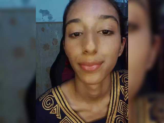 AlinaPopy live webcam show