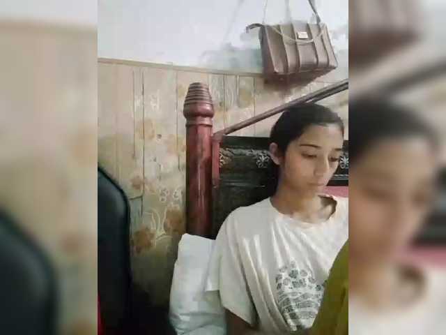 AlinaPopy live cam on BongaCams